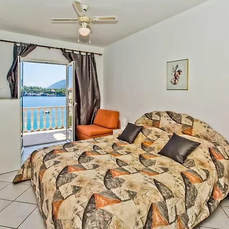 Villa Barbaric Jelsa (Hvar)