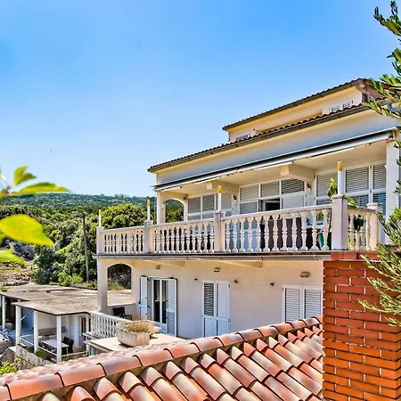 Barbaric Villa Jelsa (Hvar)